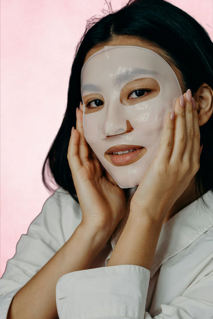 REUSABLE FACE MASK: Up To 20 Uses